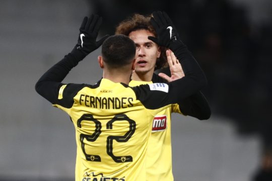 Aek_1020